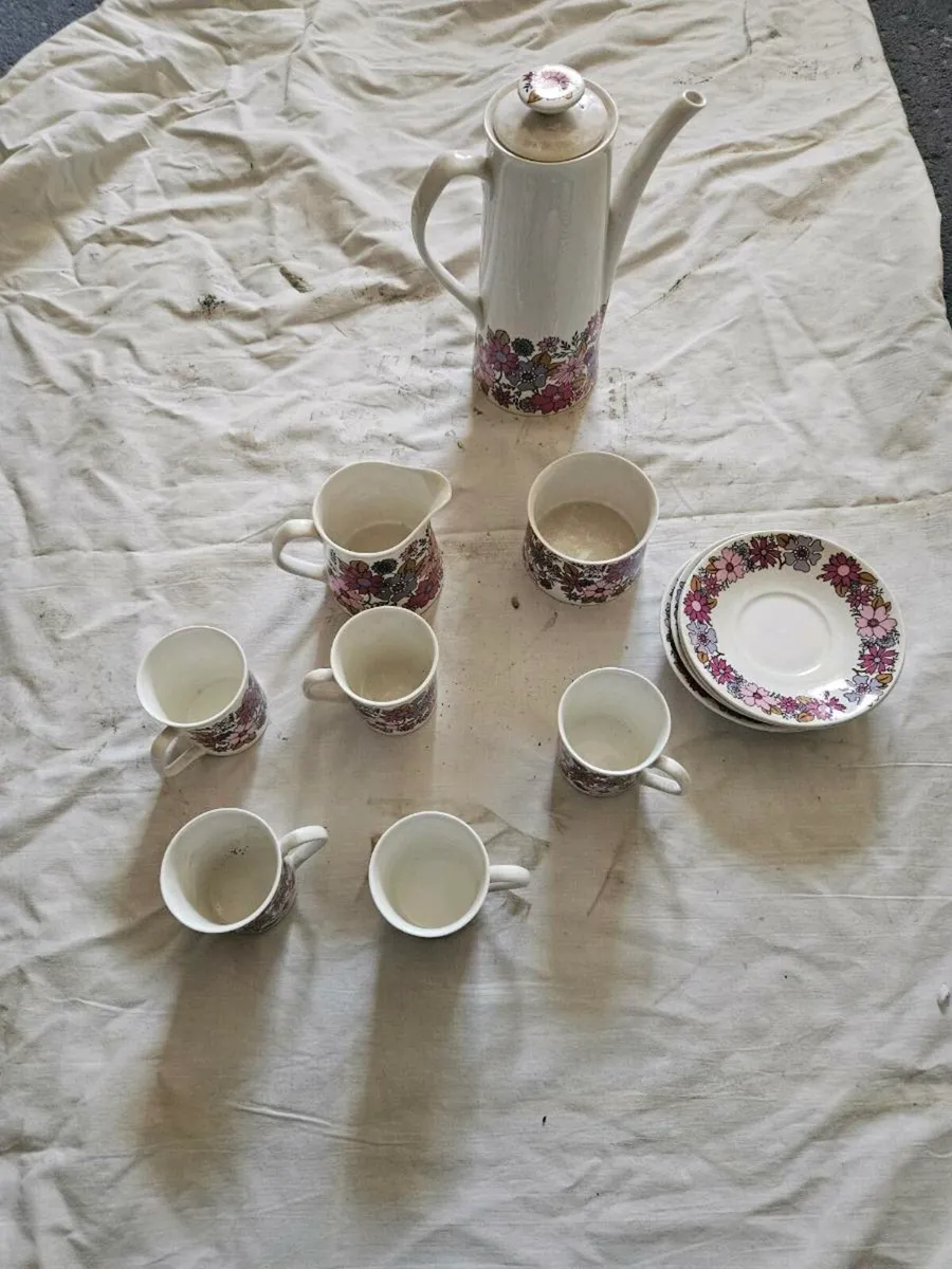 Vintage Elizabethan Portobello 2 Tea Set - Image 1