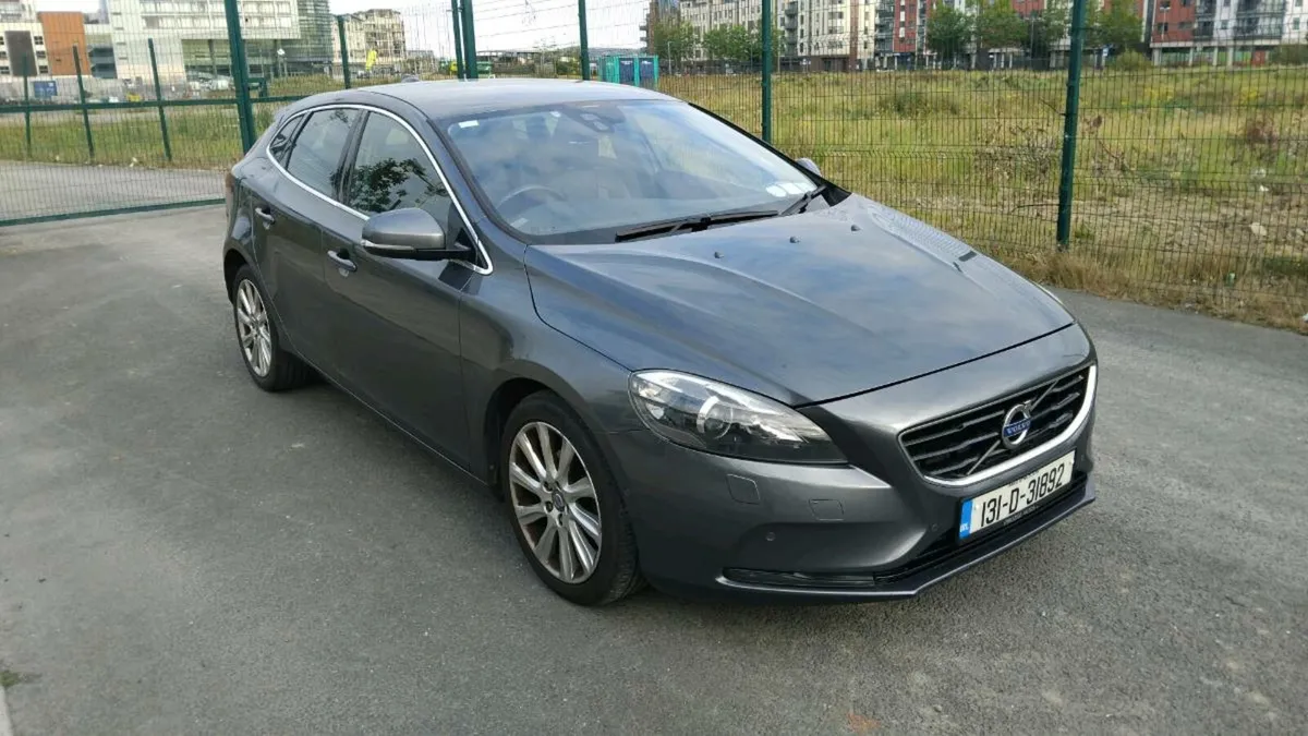 Volvo v40 1.6 Diesel - Image 4