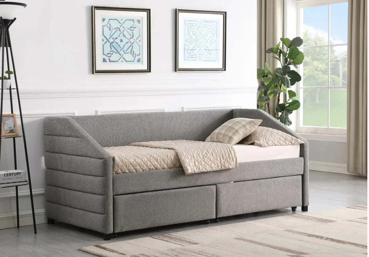 Daybed (NEW!) Upholstered - Image 1