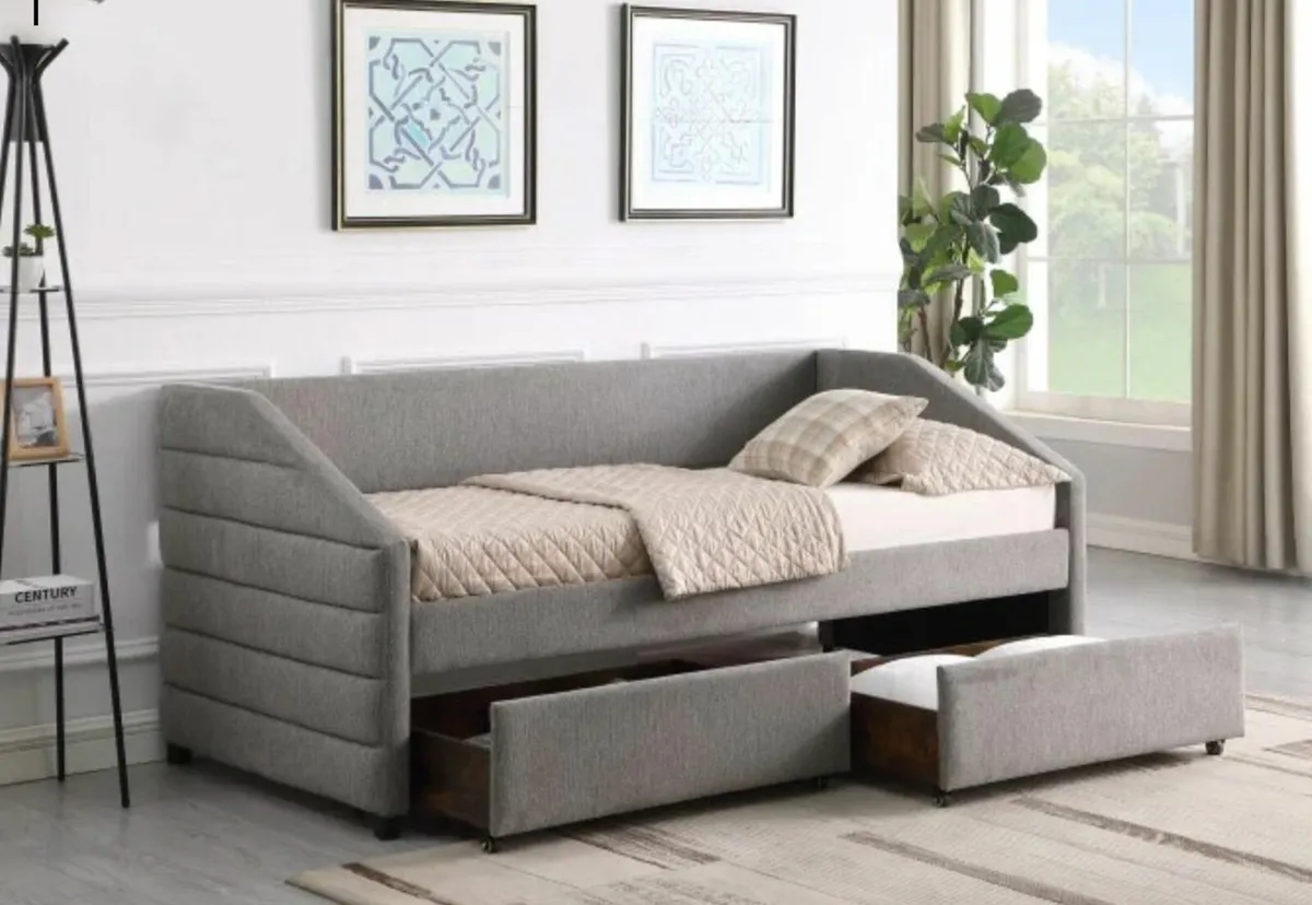 Daybed (NEW!) Upholstered - Image 2