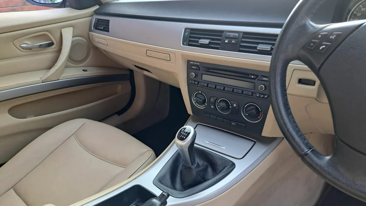 BMW 3-Series 2008 - Image 4