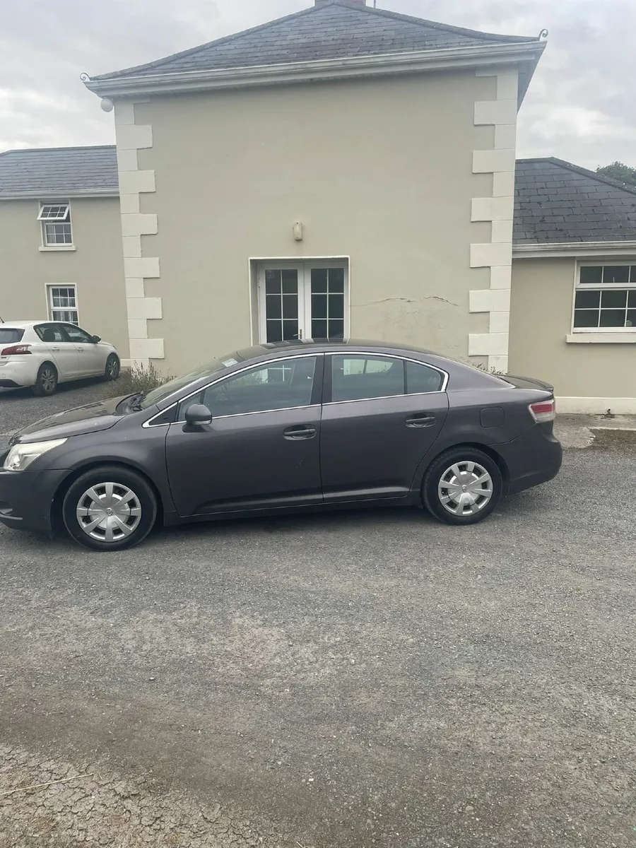 Toyota Avensis 2011 - Image 3