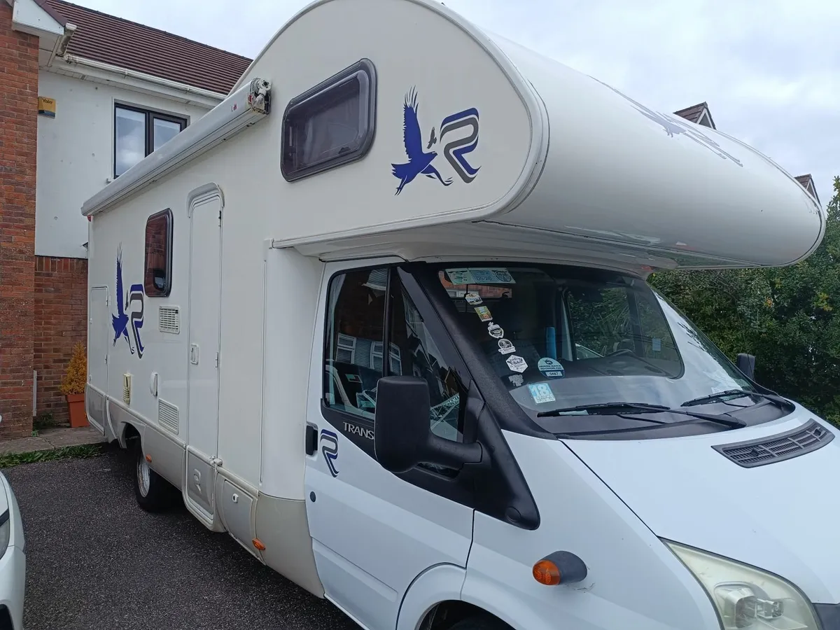 2008 6 berth motorhome - Image 3