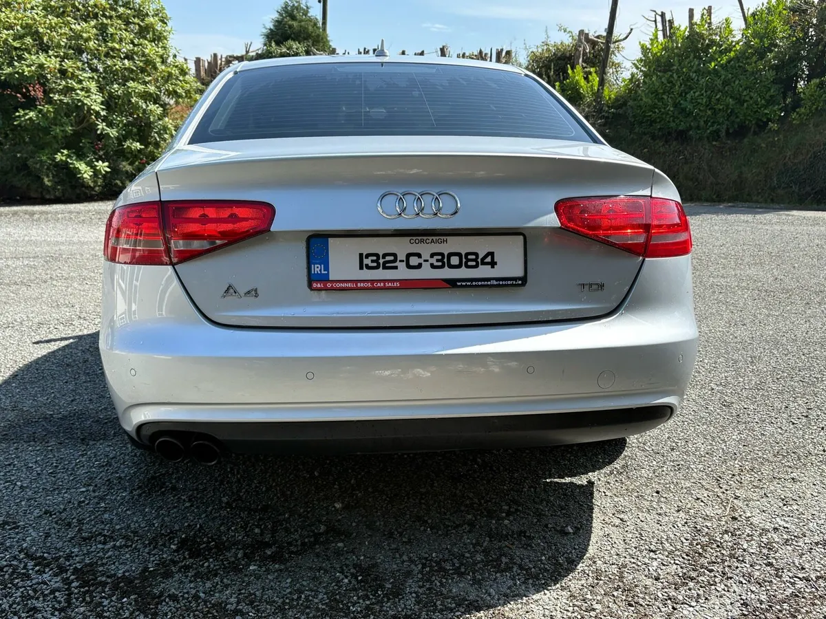 Audi A4 2.0 TDI 132 Manual - Image 3