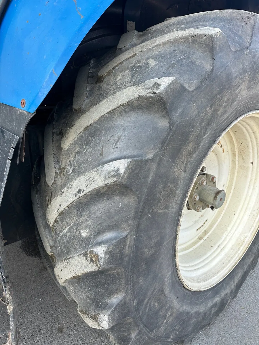 Tractor tyre set for sale - Image 1
