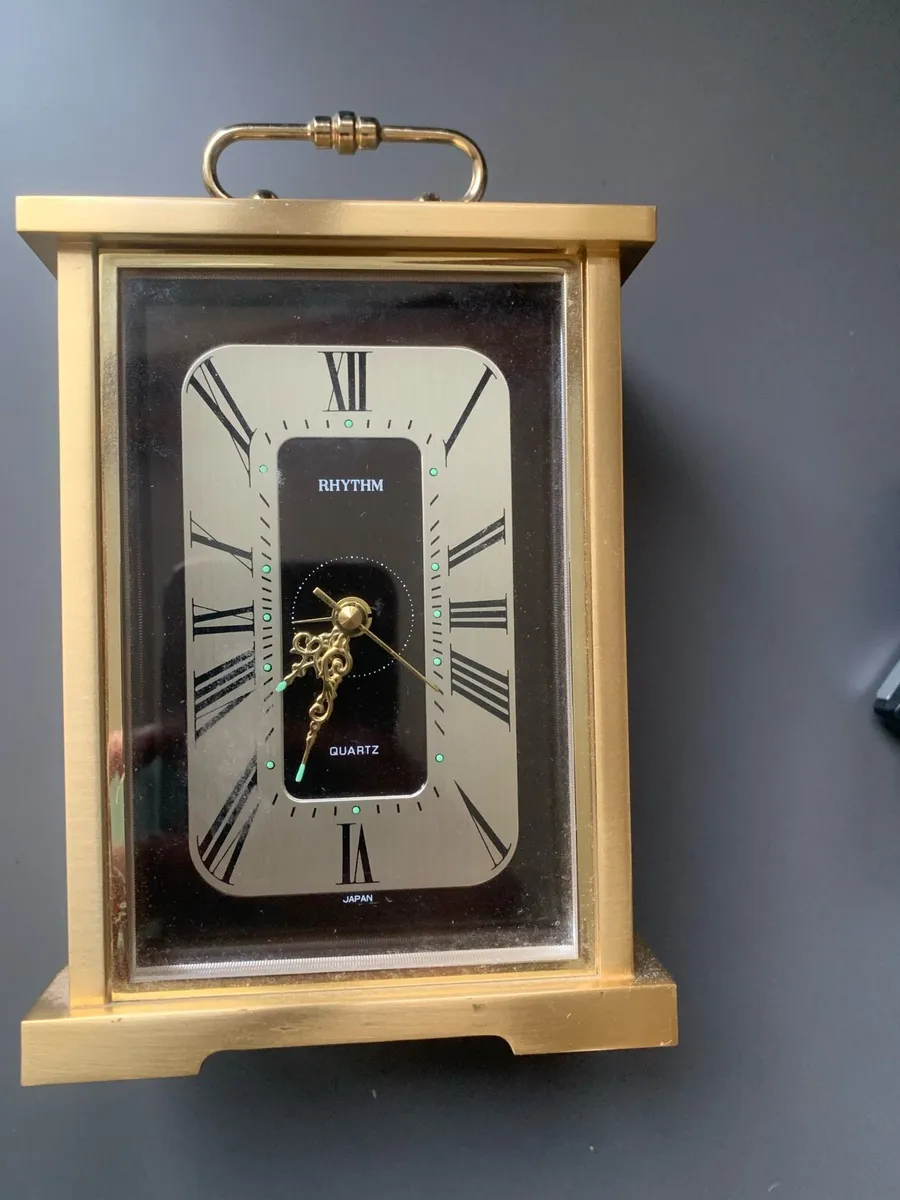 Vintage Bulova Brass Quartz Carriage Mantle Clock - Image 1