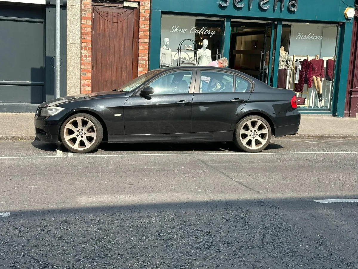 BMW 3-Series 2005 - Image 3