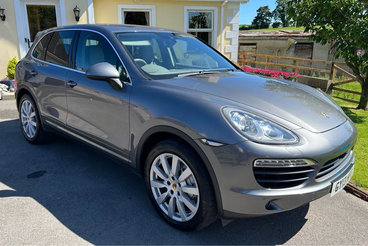 Porsche Cayenne S 4.2 TDI V8 - Image 3