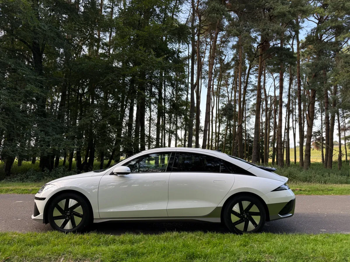 Hyundai IONIQ 6 2023 - Image 4