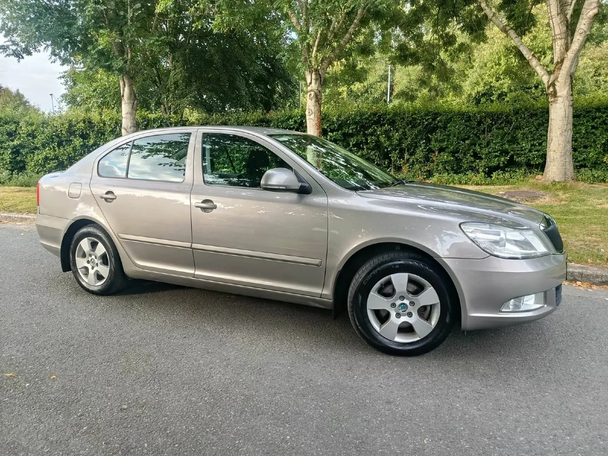 2012 Skoda Octavia 2.0 TDI (140HP, 6-Speed) - Image 3