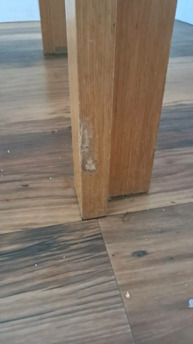 Dining table - Image 3