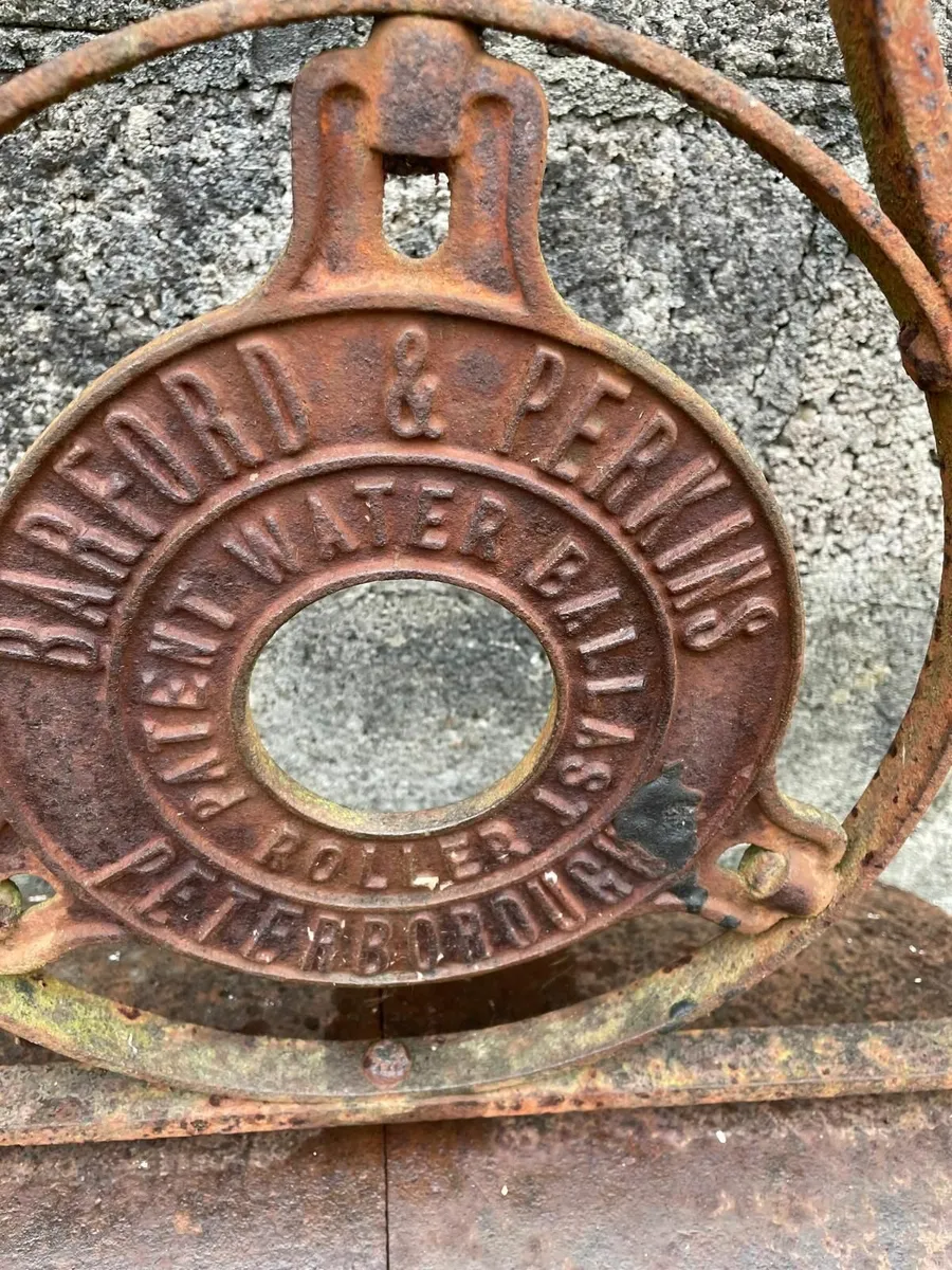 Antique water ballast garden roller - Image 2