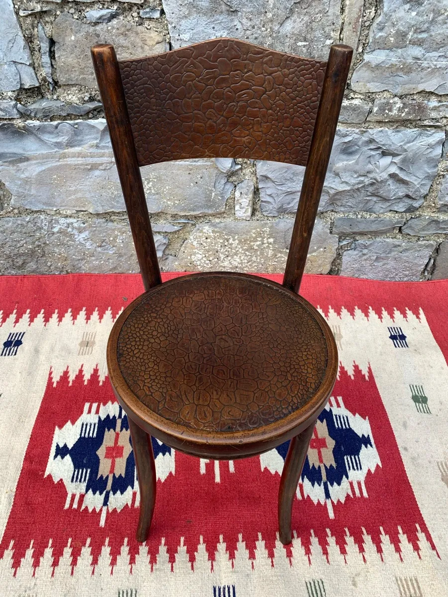 Vintage croc skin effect bentwood chair. - Image 4