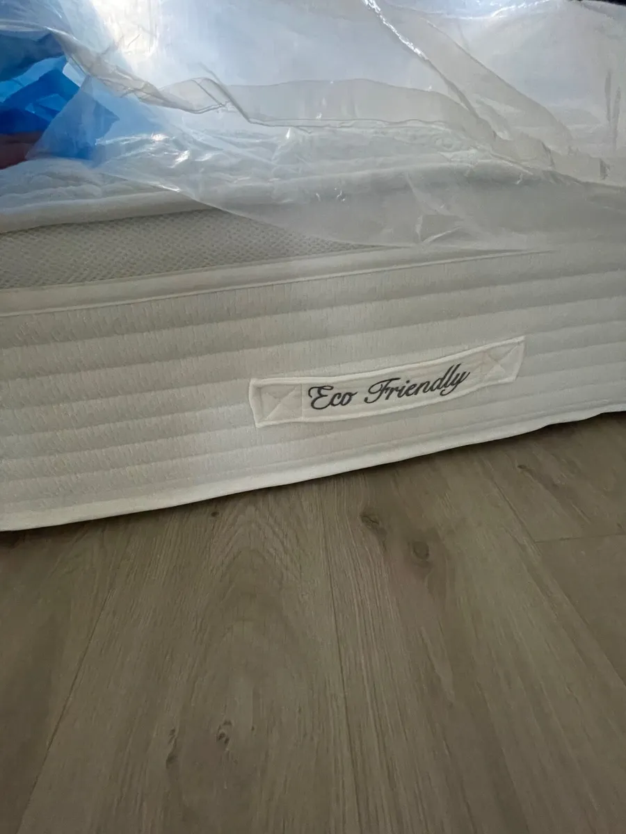 Mattress - Image 4