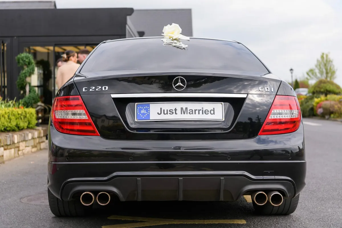 Mercedes c220 D Black Edition - Image 3