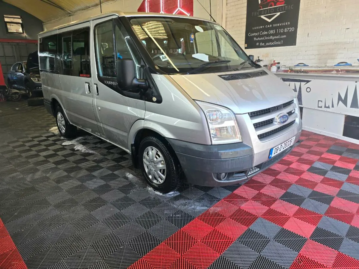 08 ford transit tourneo 9 seater - Image 3