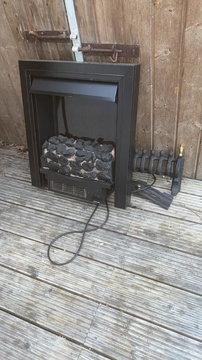 FREE FIREPLACE - Image 2