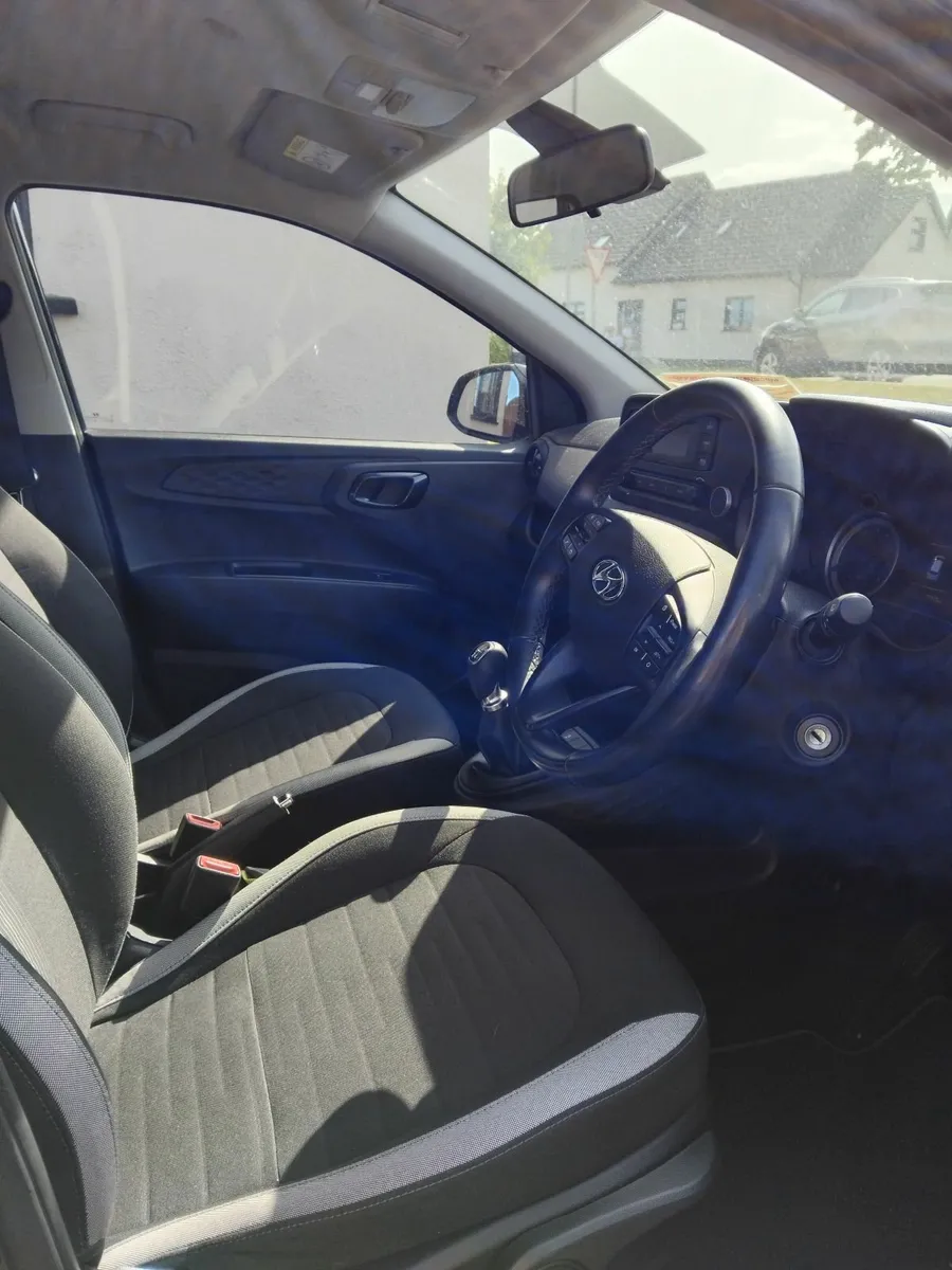 Hyundai i10 2022 - Image 3
