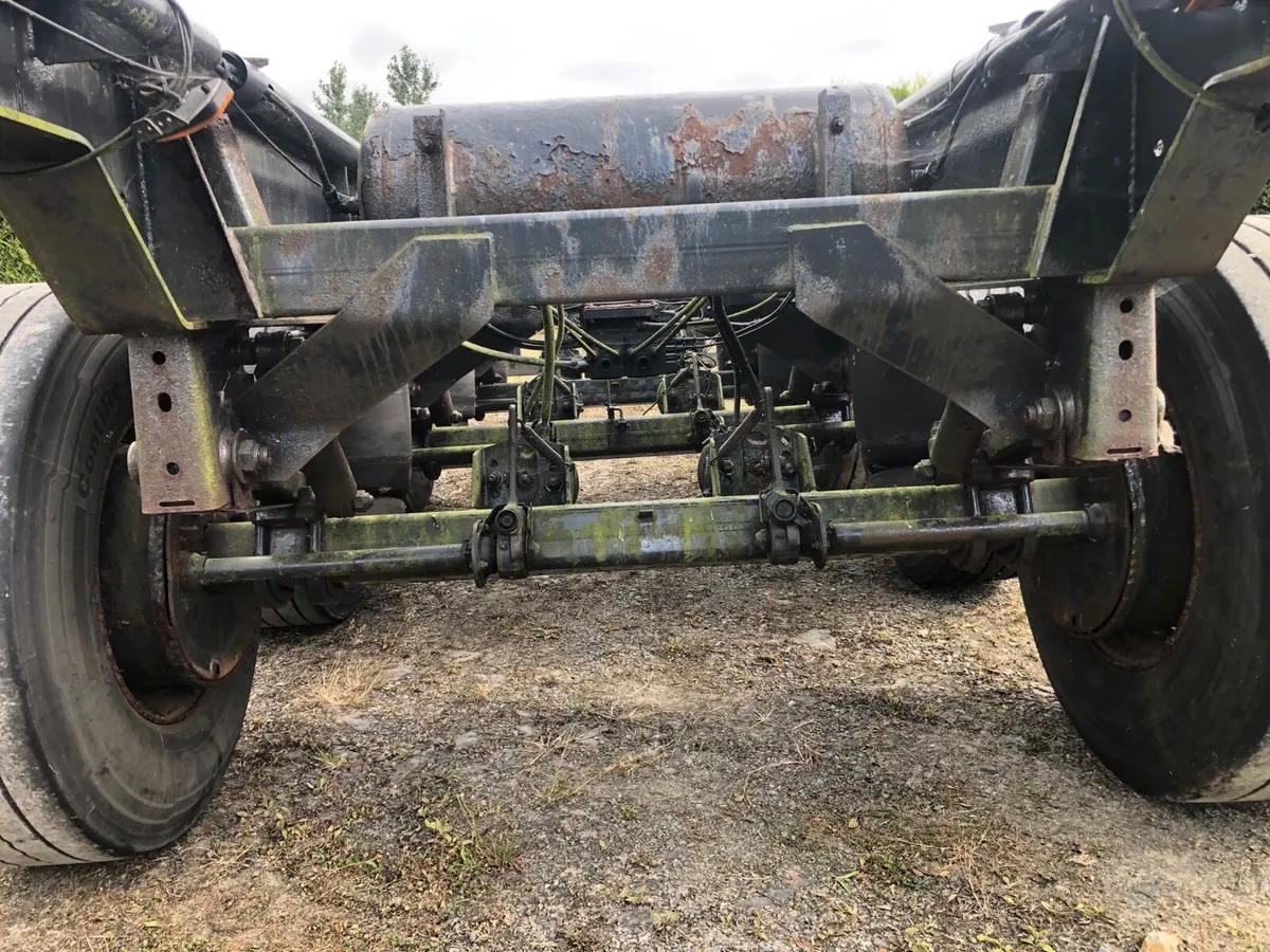 Tri-axle chassis - Image 4