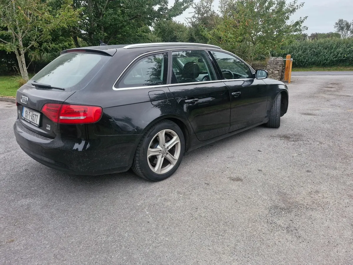 Audi A4 2015 - Image 3