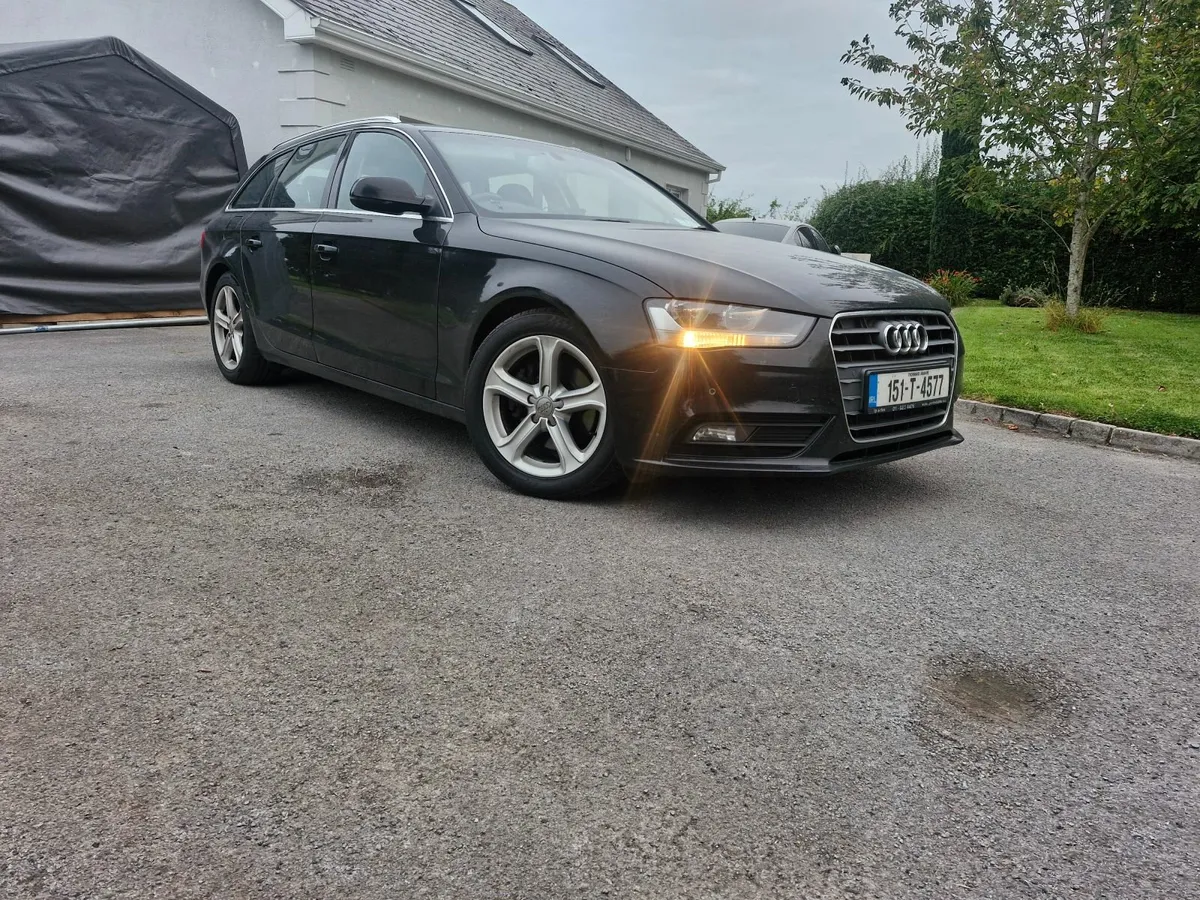 Audi A4 2015 - Image 4
