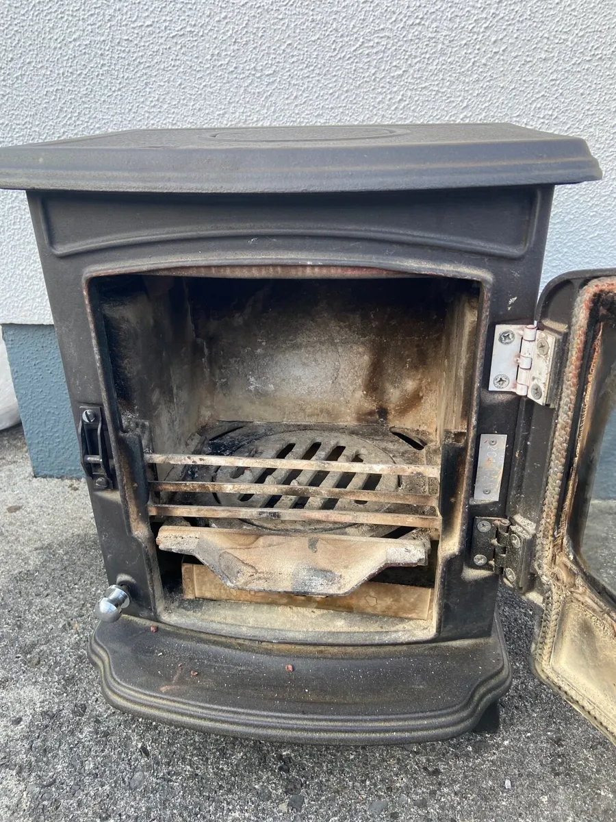 Stove - Image 2