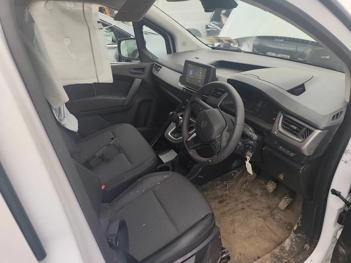 242 Renault kangoo - Image 3
