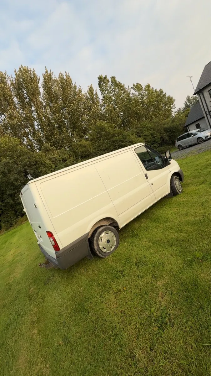 Ford Transit 2013 - Image 2