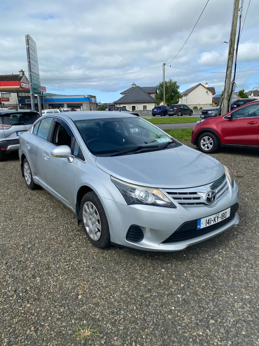 Toyota Avensis 2014 - Image 1