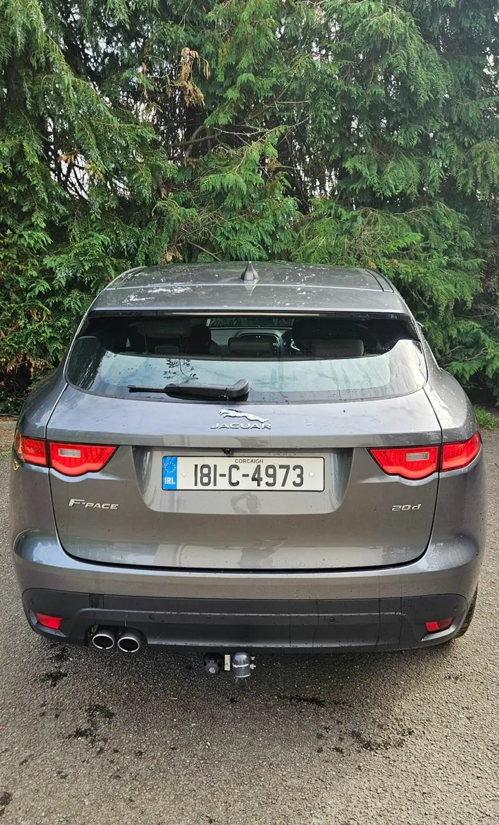 Jaguar F-Pace 2018 - Image 3