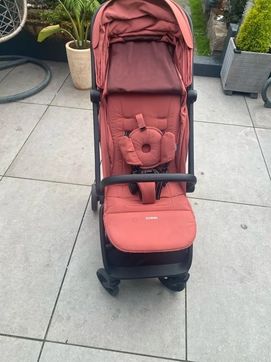 PRAM Like New Zummi Eden Compact Stroller. - Image 4