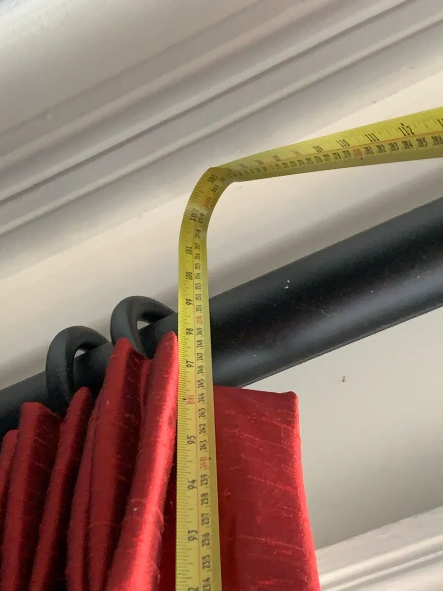 Curtains - Image 4