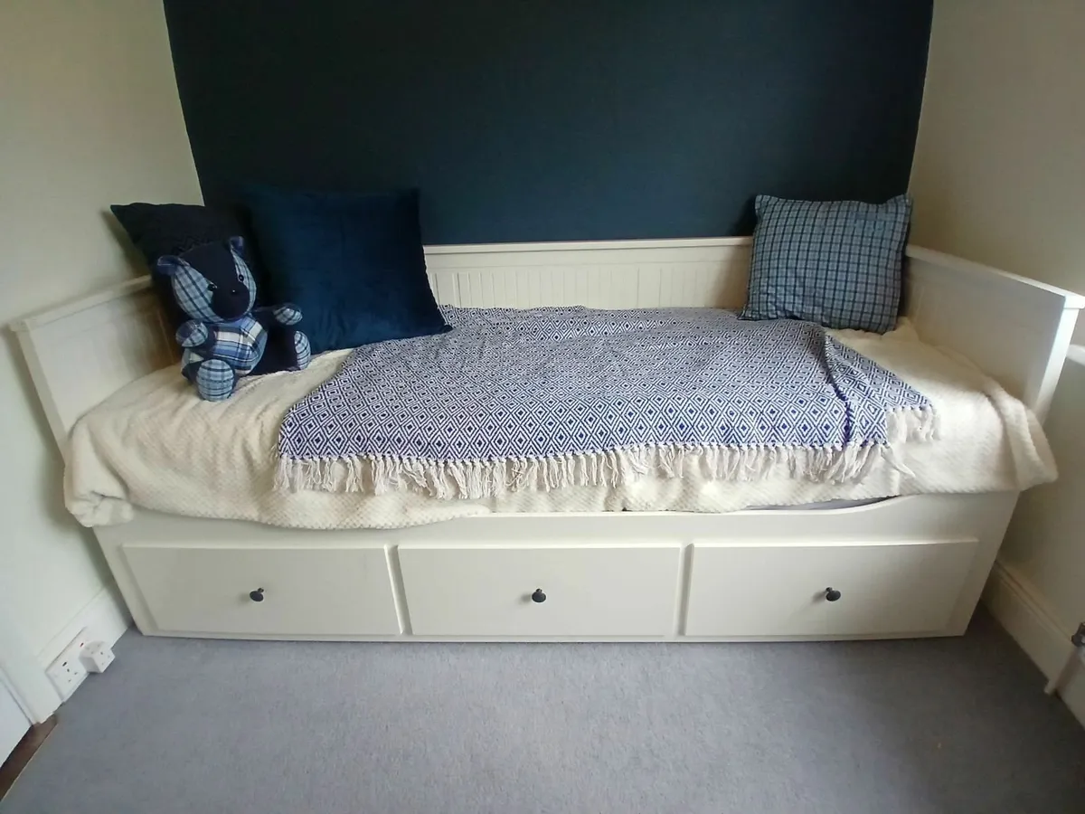 Ikea Hemnes Day bed - Image 2