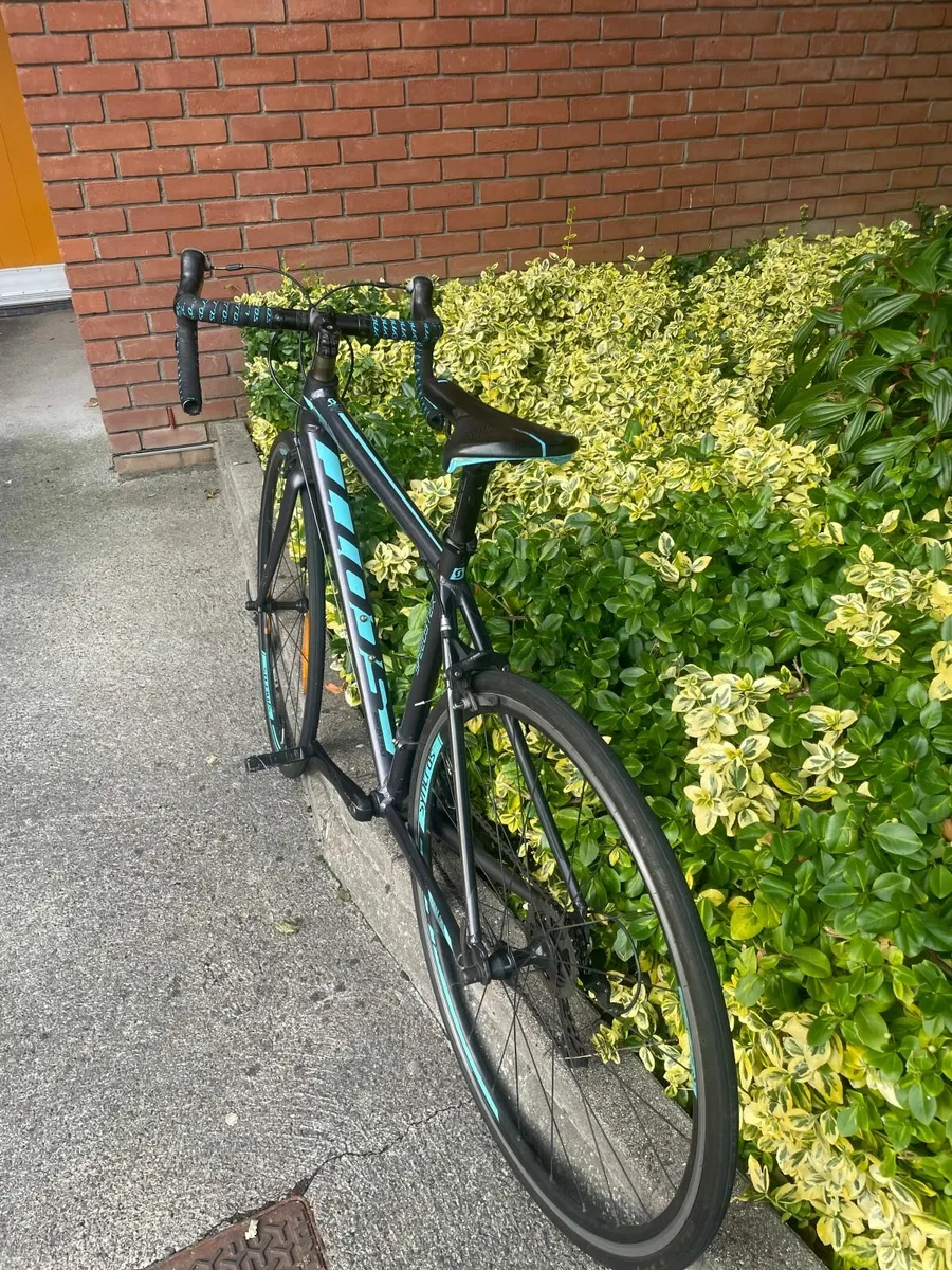 Medium Size Road Bike [Scott Speedster 20] - Image 2