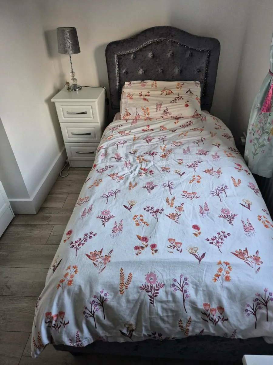 Single Bed - Image 1