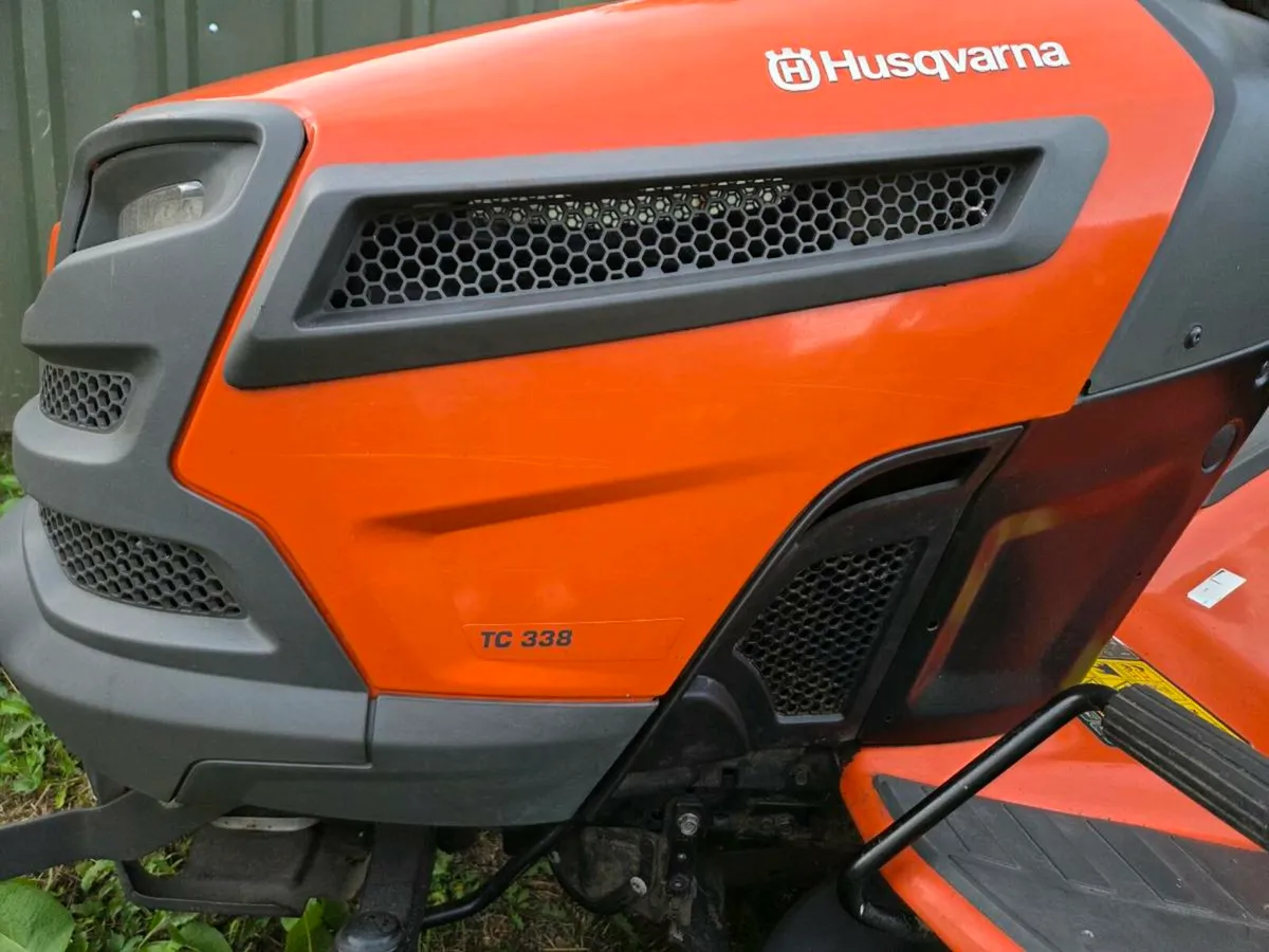 Husqvarna ride-on lawnmower - Image 2