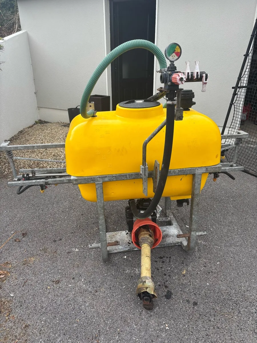 200L Tractor Sprayer - Image 2