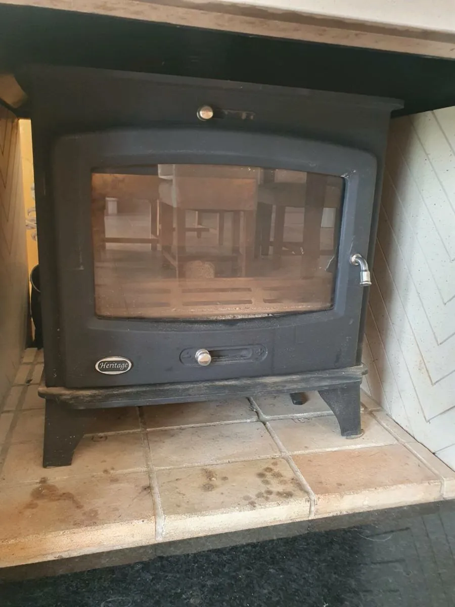 Fireplace and stove - Image 3
