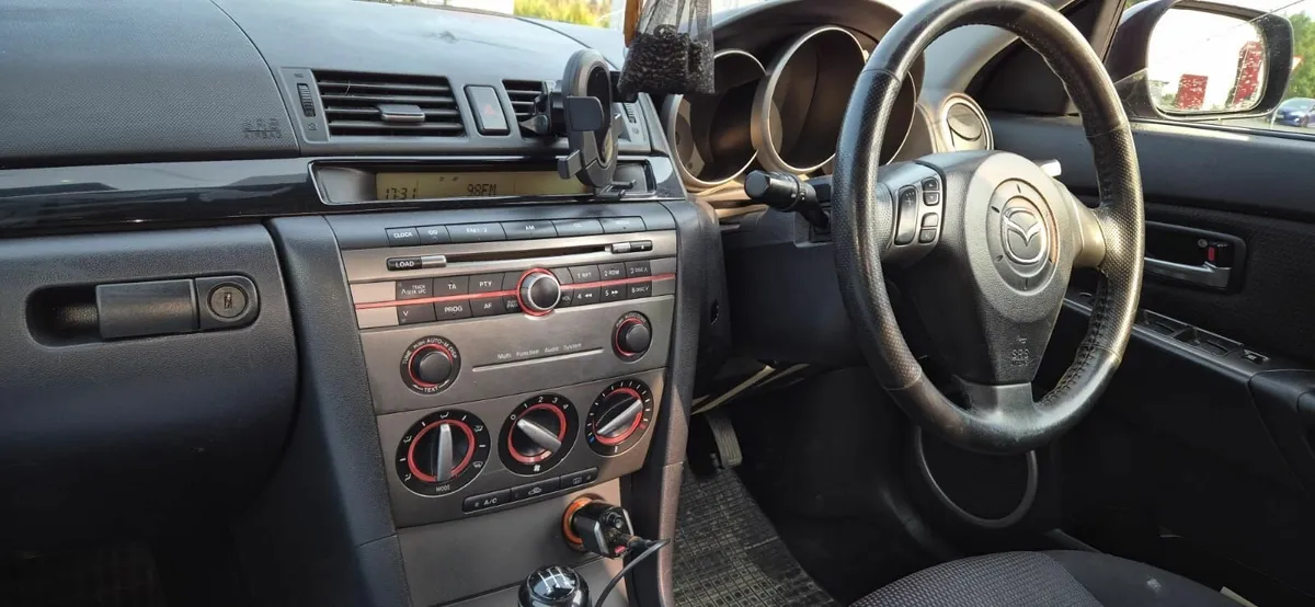 Mazda Mazda3 2009 - Image 3