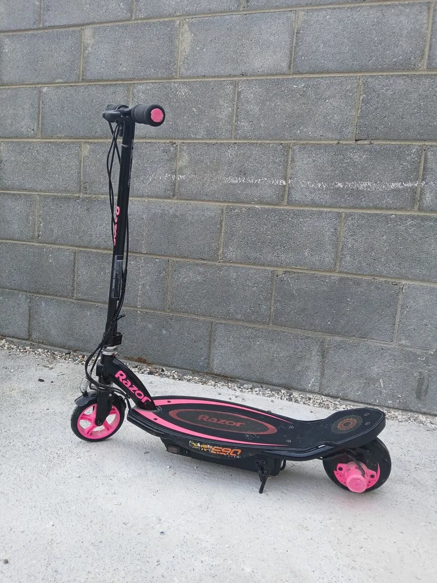Razor scooter