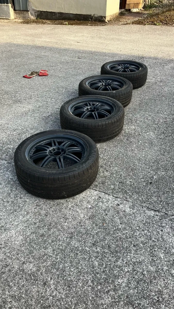 4 alloys wheels 17 inch - Image 2