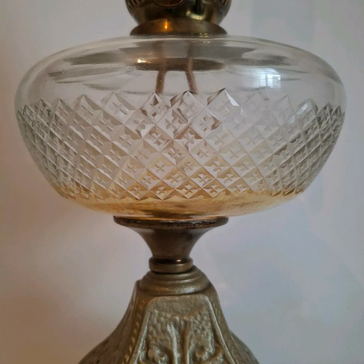 Cast Iron & Glass Duplex Oil Lamp - Image 4