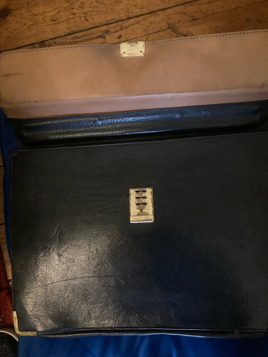 Holden Leather briefcase - Image 4
