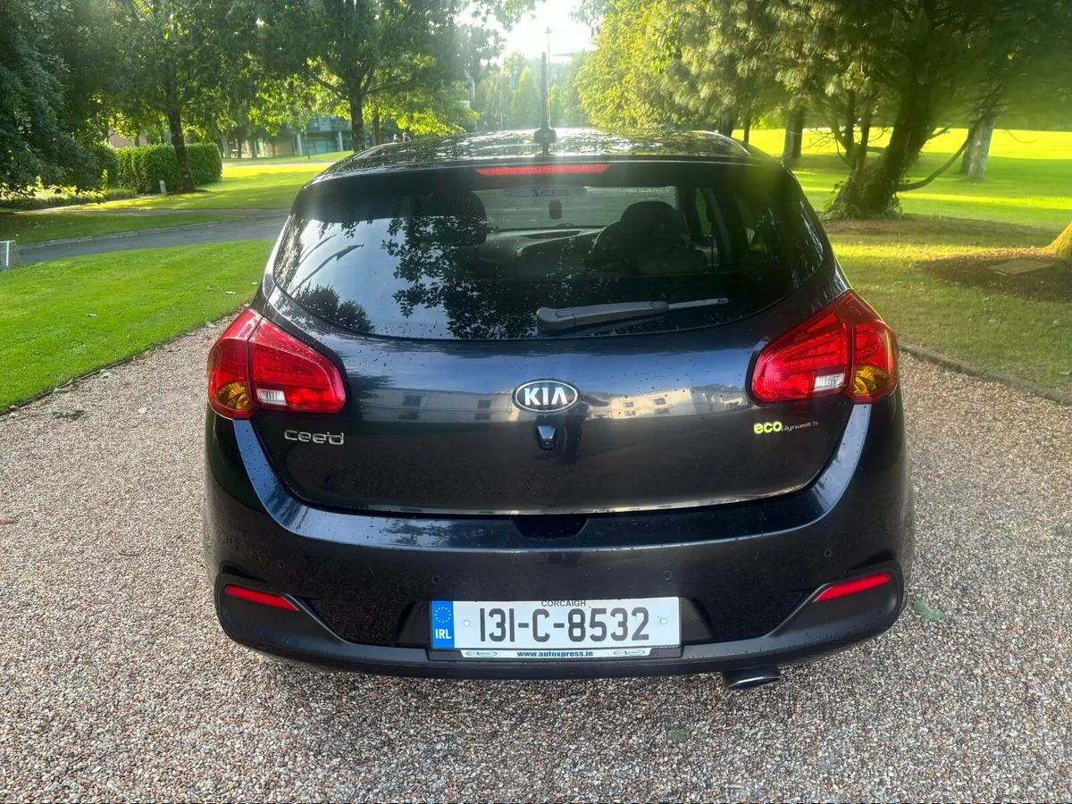 2013 Kia Ceed 1.6 turbo diesel dynamic high spec - Image 3