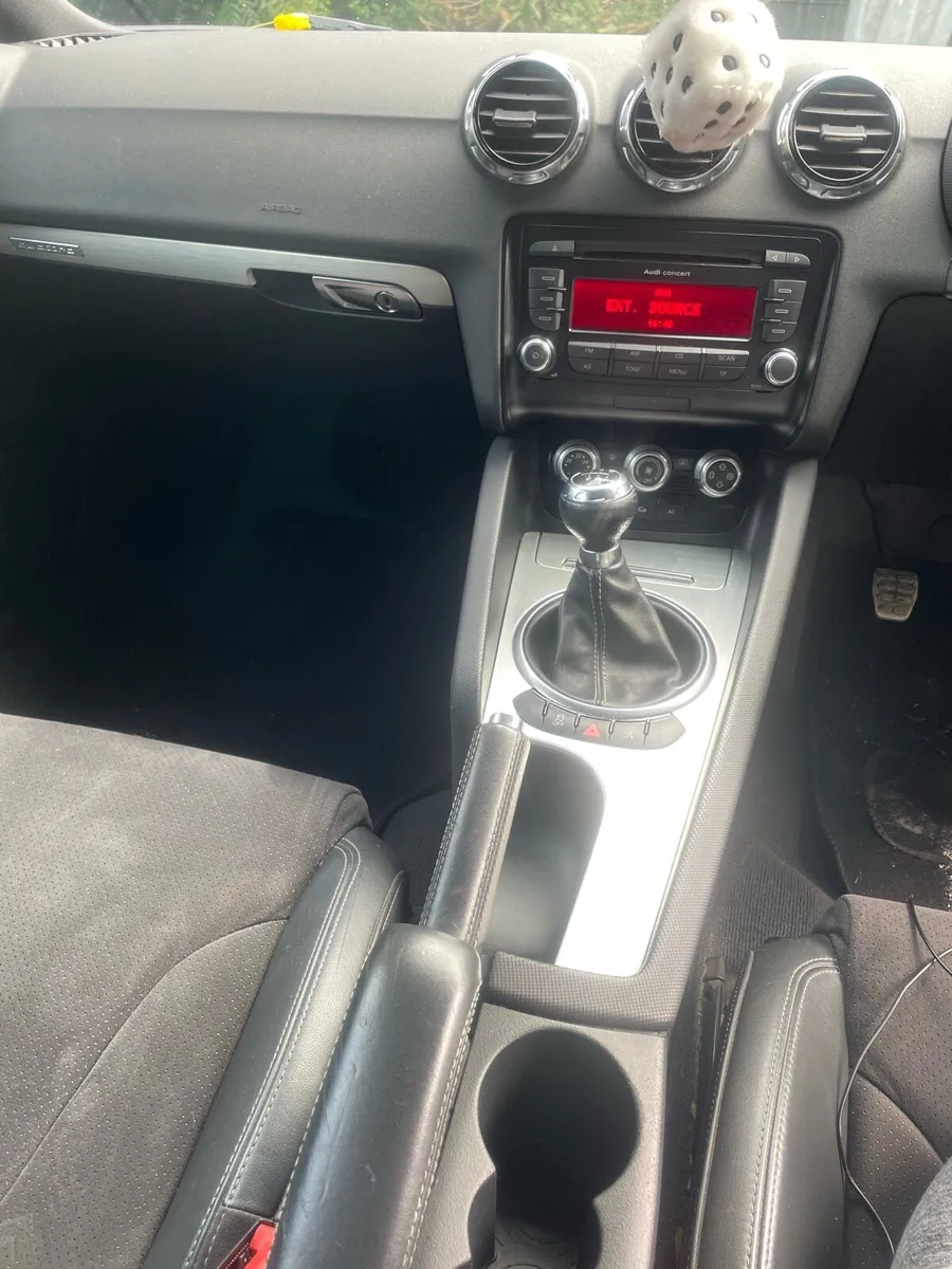 Audi TT 2010 for parts - Image 3