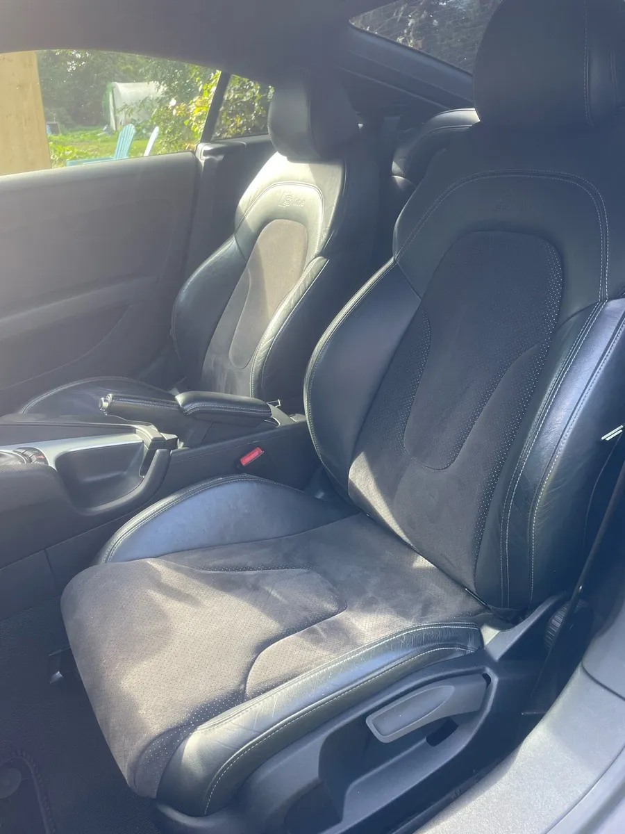 Audi TT 2010 for parts - Image 1