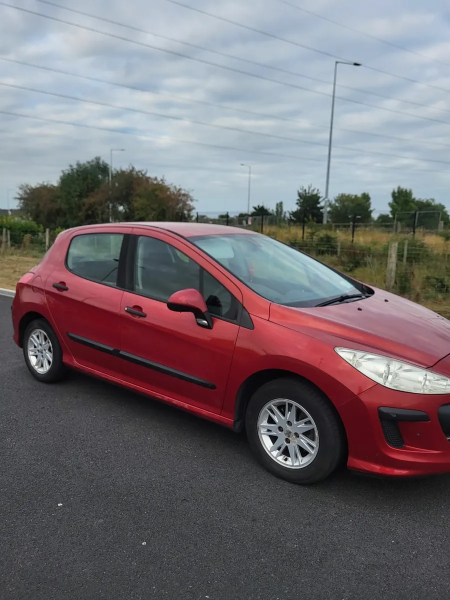 Peugeot 308 2009 - Image 2