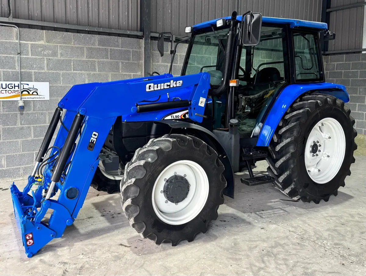 NEW HOLLAND TL90 ** Power Shuttle** - Image 1