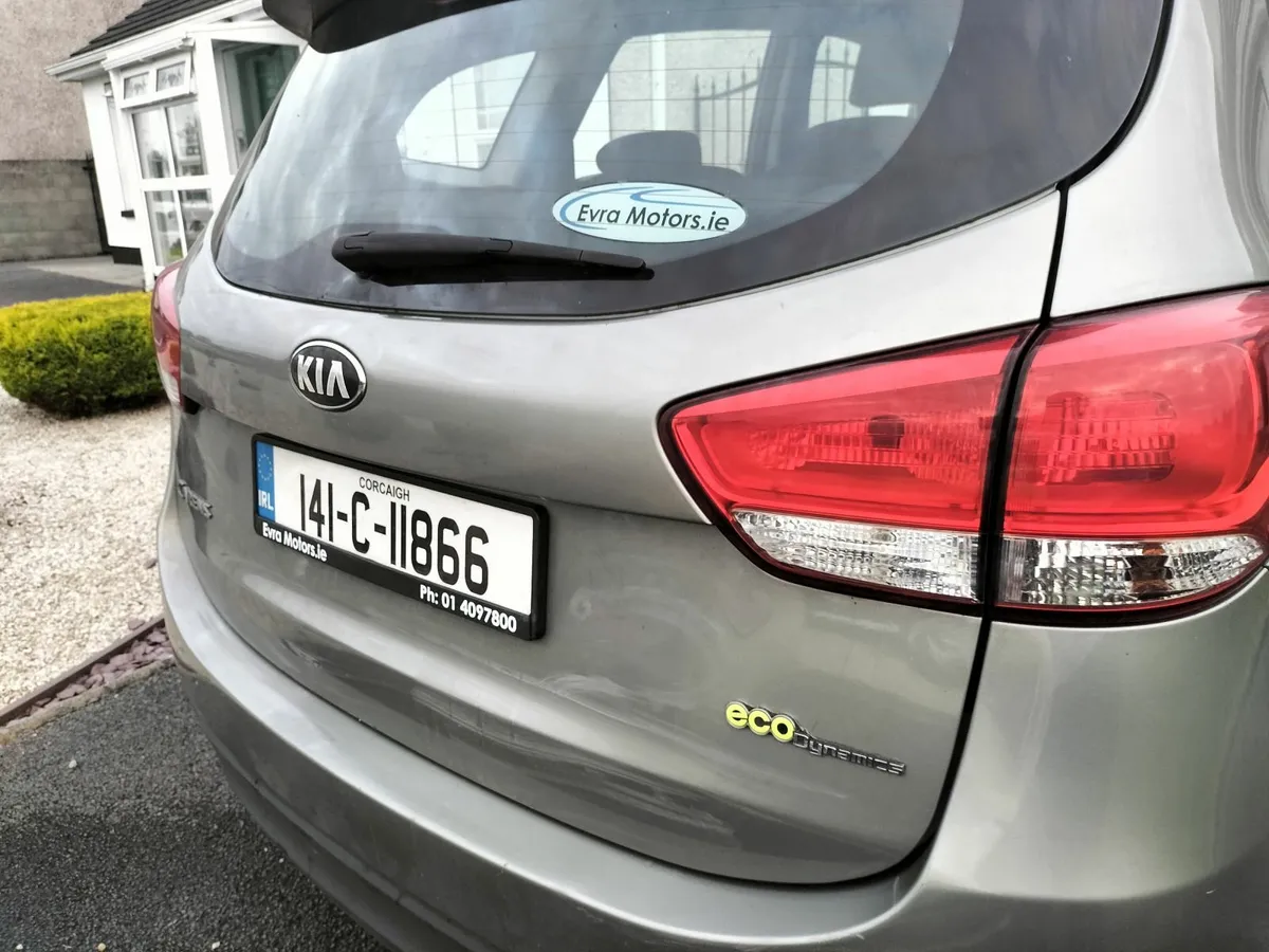 Kia Carens 2014 - Image 4