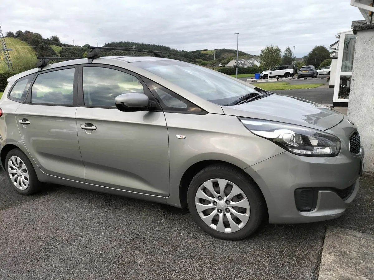 Kia Carens 2014 - Image 2